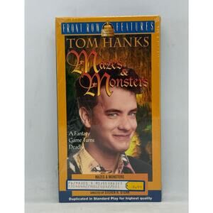 Tom Hanks - Mazes and Monsters 1982 Film VHS Front Row Ent. 1997 Adventure New